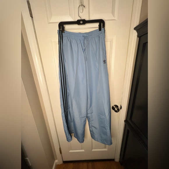 NWT adidas Originals Women’s Small Firebird Oversized Track Pants & Jersey Top S - Picture 15 of 16